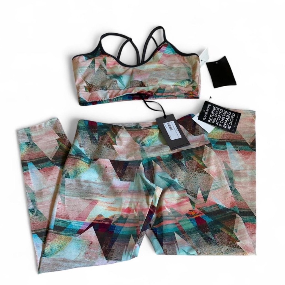 Bodyism Multicolor Sports Braa and leggings set
